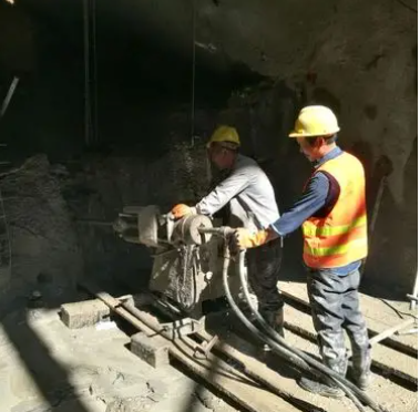 平川水下抗分散灌浆料特点 水下不分散注浆料介绍